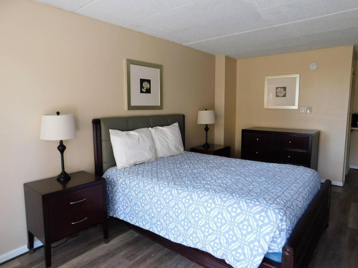 Apm Inn And Suites Уинчестер Экстерьер фото